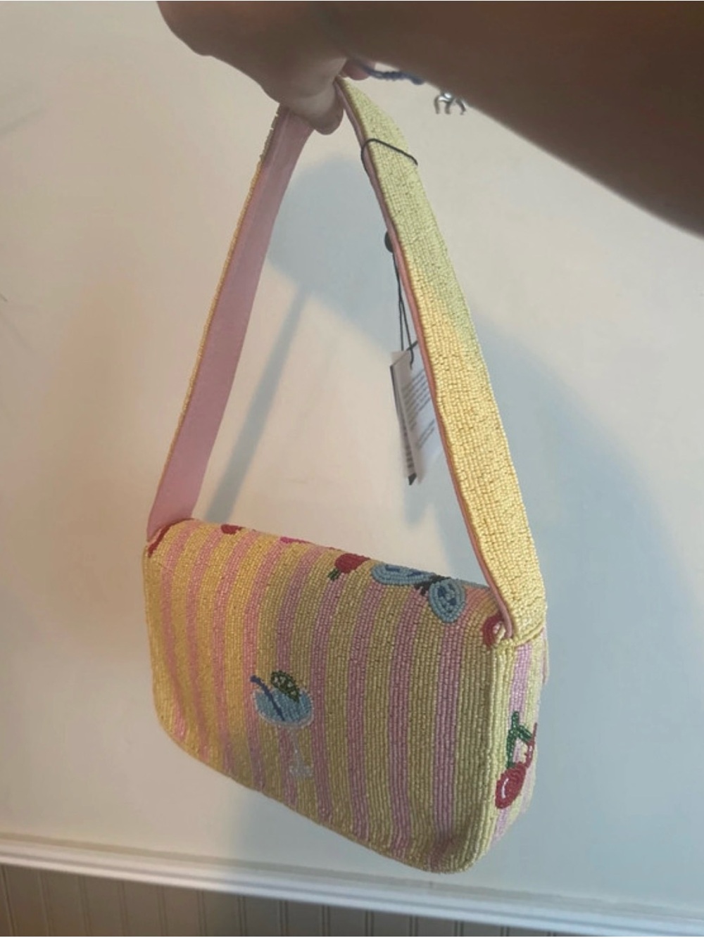 Beaded Pink Shoulder Bag with Coastal Motifs - Picture 5 of 5